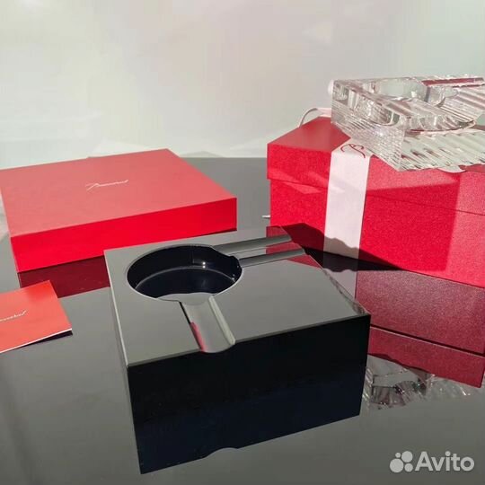 Baccarat пепельницы