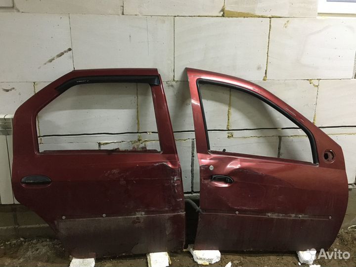 Дверь renault logan