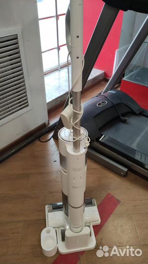 Моющий беспроводной пылесос Dreame H11