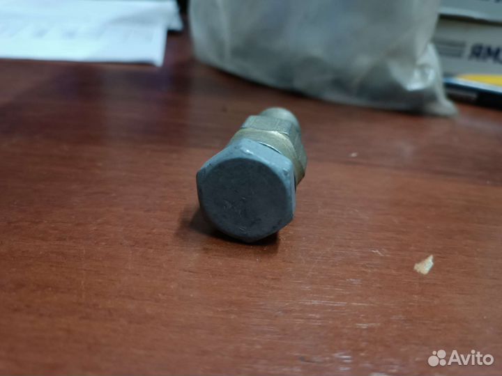 Фиксатор ямз 336.1702080