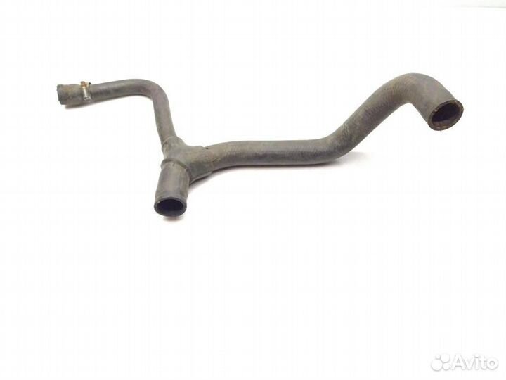 Патрубок охлаждения Mercedes-Benz C-Класс