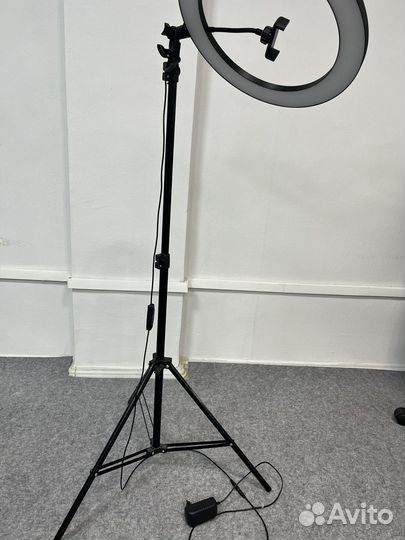 Кольцевая лампа 33 см