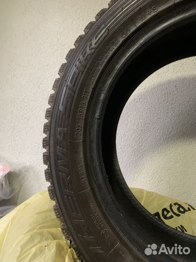 Nitto Therma Spike 205/55 R16