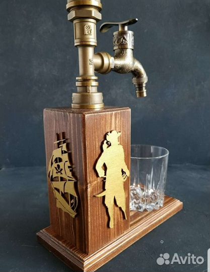 Диспенсер спиртных напитков -Пиратский корабль