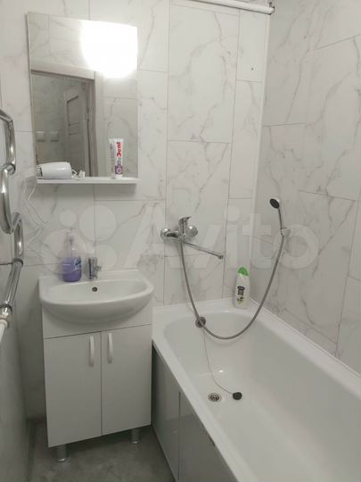 2-к. квартира, 45 м², 1/6 эт.