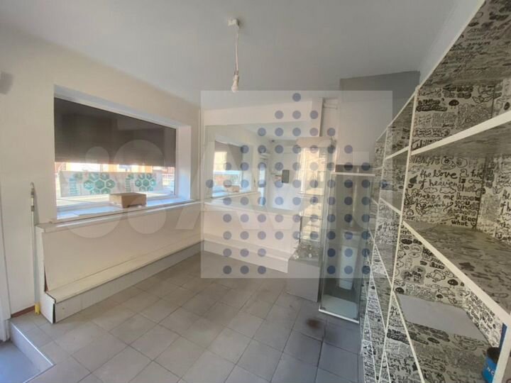 Коммерция 60 м², первая линия на Седина