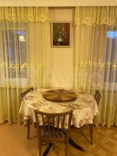 2-к. квартира, 54 м², 2/3 эт.