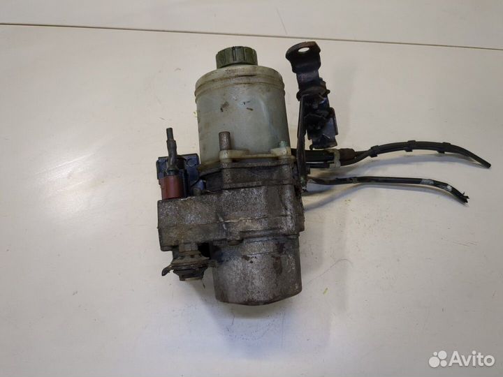 Насос усилителя руля Volkswagen Polo, 2003