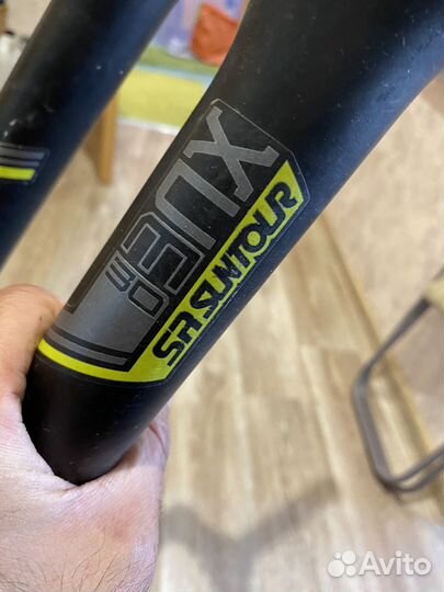 Вилка SR Suntour XCM-HLO-DS, 27.5