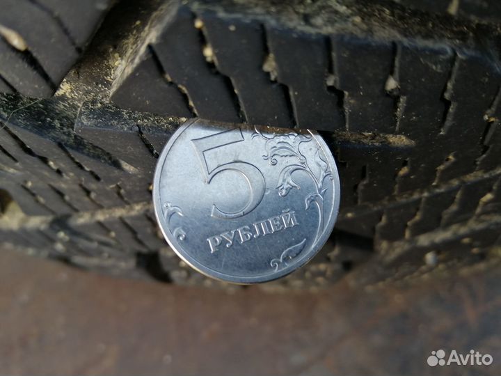 Nokian Tyres Hakkapeliitta 7 215/55 R16