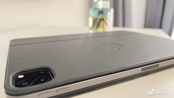 Клавиатура Apple Magic Keyboard для iPad pro 11