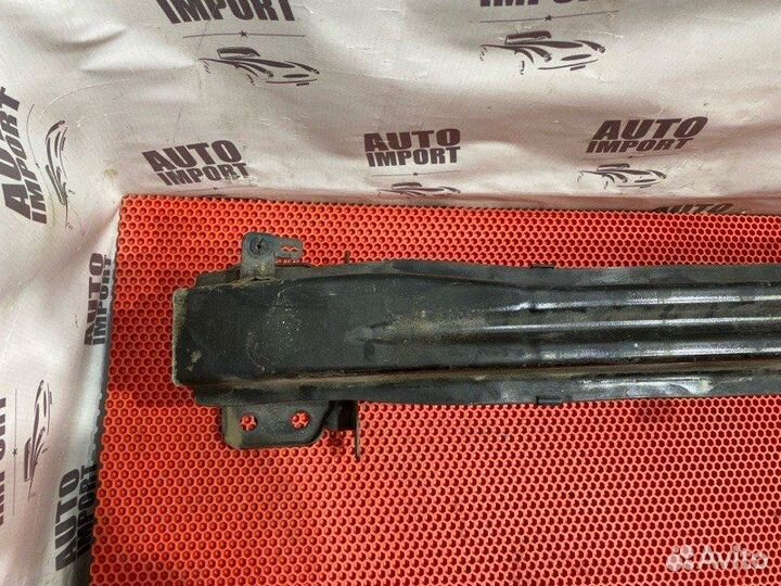 Усилитель бампера передний Skoda Superb 3T cbbb