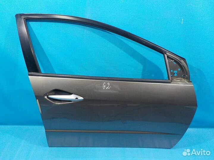 Дверь передняя правая в сборе Honda Civic 5D 2006
