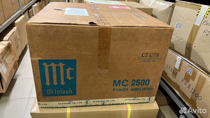 Усилитель McIntosh MC-2500