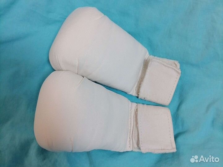 Перчатки для карате 4 унции