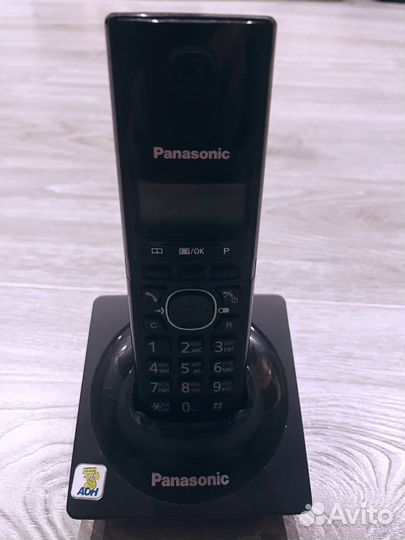 Цифровой беспроводной радиотелефон Panasonic новый