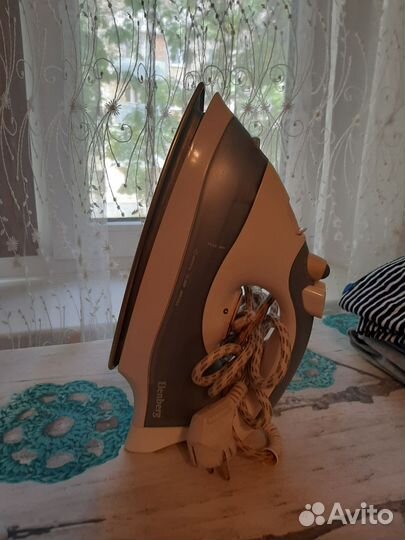 Утюг с парогенератором elenberg