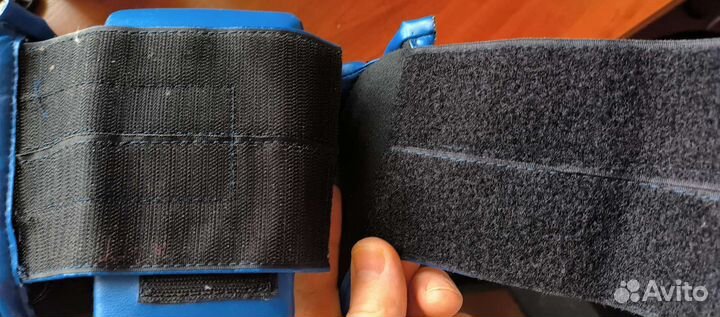 Шлем и накладки на голень