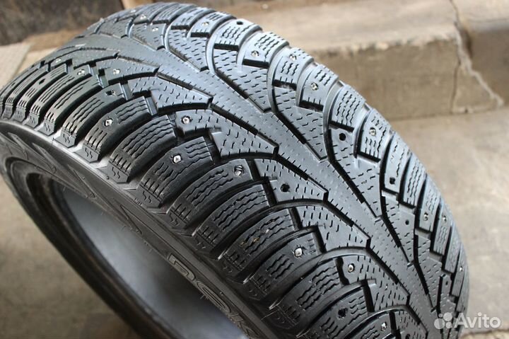 Nokian Tyres Hakkapeliitta 5 235/55 R17