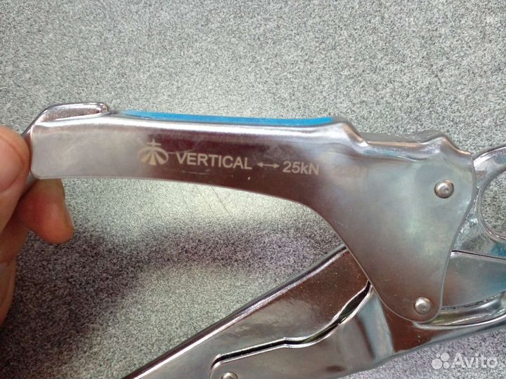 Карабин стальной большой монтажный