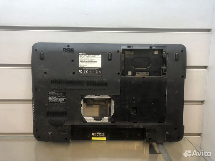 Ноутбук Toshiba satellite L675D-10M на запчасти
