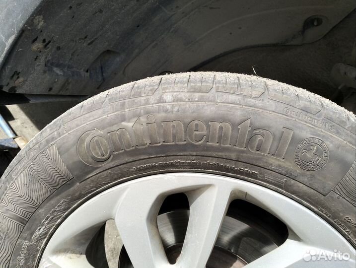 Continental ContiPremiumContact 5 225/60 R17