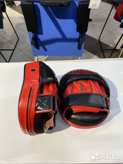 Лапы тренерские leaders T-AIR BK/RD черный/красный