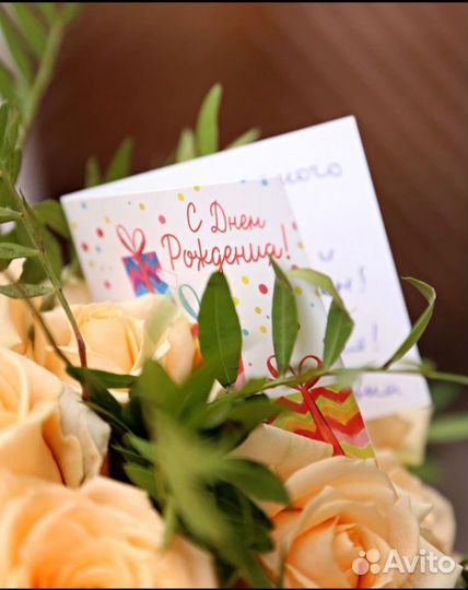 Шляпная коробка с Розами и Зеленью