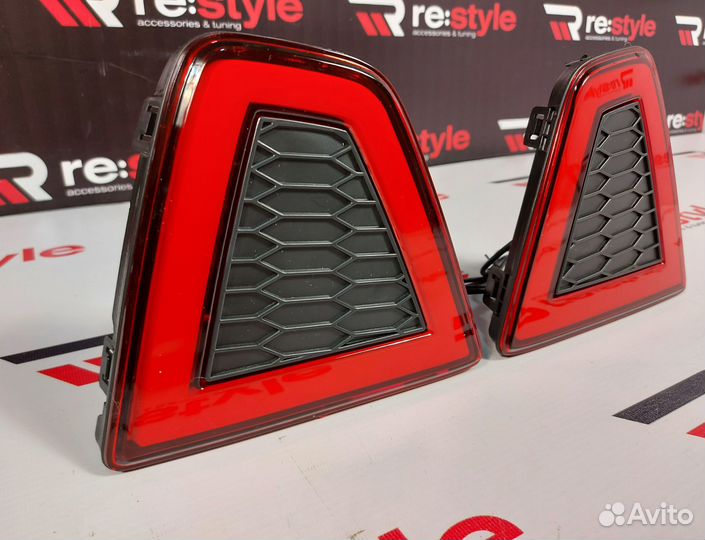 Катафоты Honda Fit с 2014 R1939