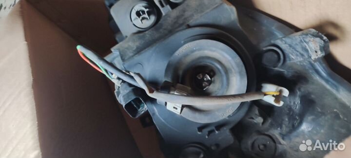 Фары mitsubishi lancer 9