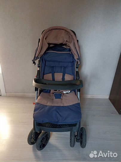 Коляска прогулочная обмен