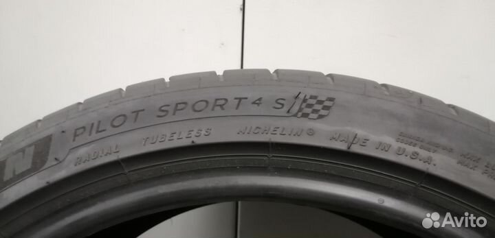 Michelin Pilot Sport 4 S 235/40 R18 93Y