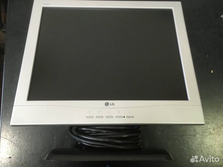 Монитор LG flatron 566LE 15 дюймов