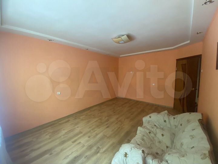 3-к. квартира, 67 м², 1/9 эт.