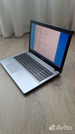 Ноутбук asus X550C/ i5/ GTX 720- 2Gb