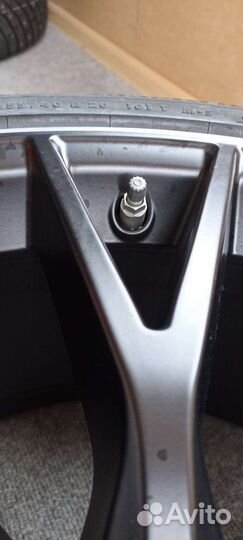 Оригинальные зимние колеса R20 для Mercedes W 223