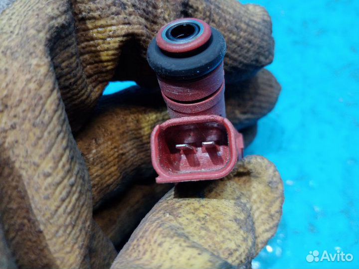 Форсунка топливная Kia Sportage QL G4NA 2016