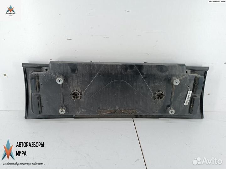 Бленда Audi 80 8C/B4 1992 8A5853465