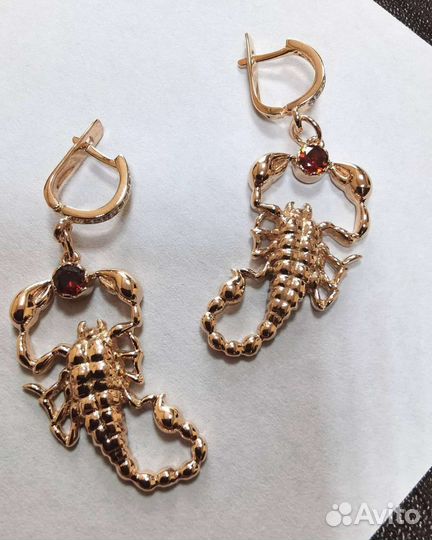Золотые серьги