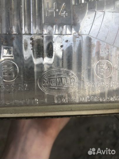 Фара правая и задниц левый фонарь Audi 80 b2