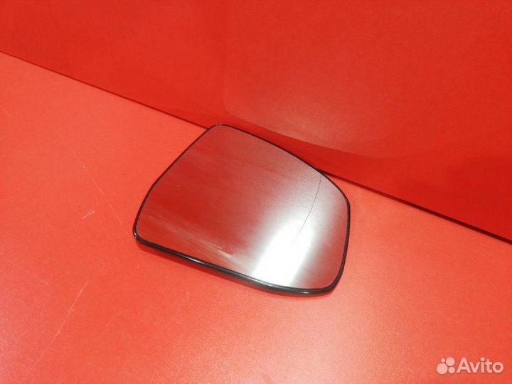 Зеркальный элемент передний правый Ford Focus CB4