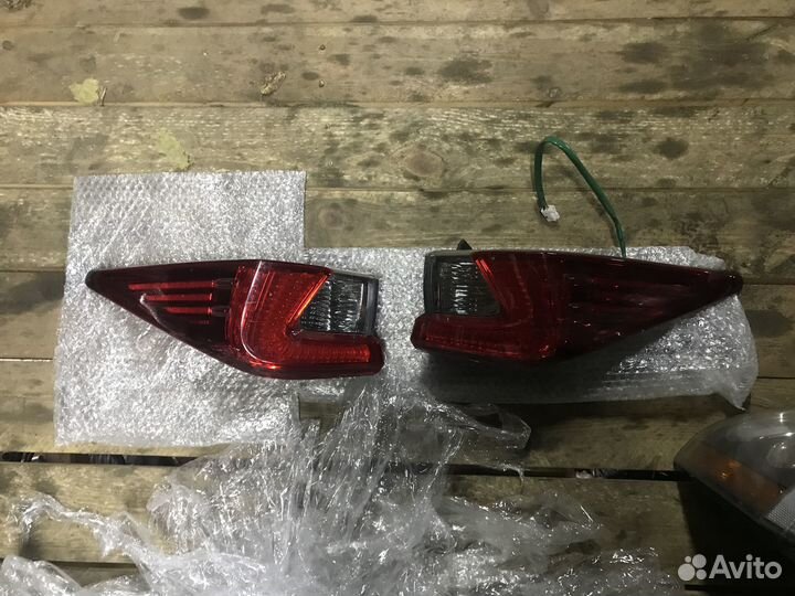 Задние фонари Lexus RC 2017г
