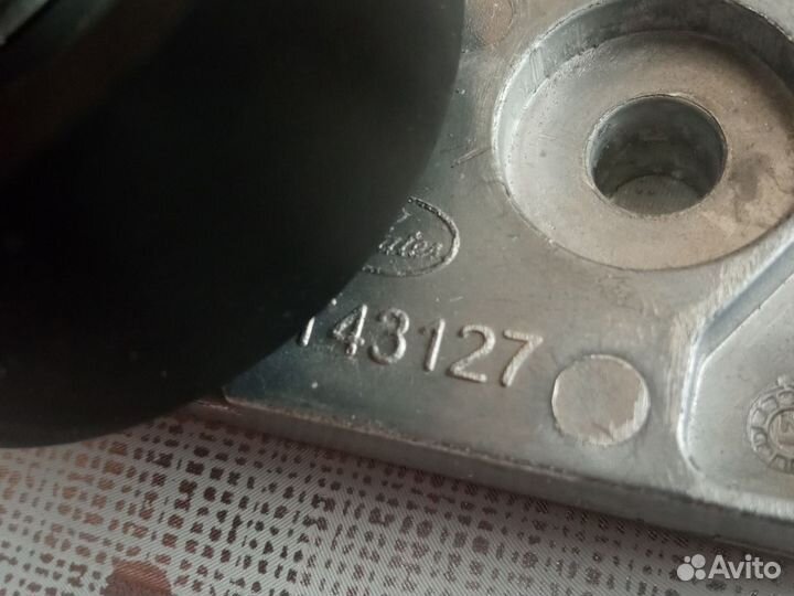 Ролик натяжной ford