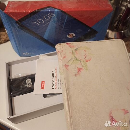 Планшет Lenovo Tab 4 TB-8504F