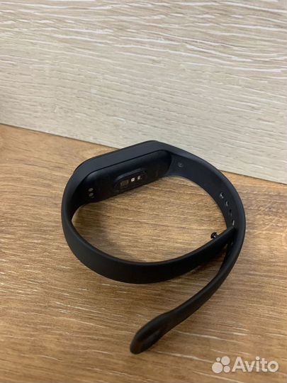 Фитнес-браслет Xiaomi Mi SMART Band 7, черный
