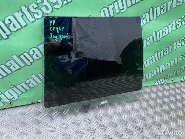 Стекло заднее правое Nissan Primera P11 GA16 1998