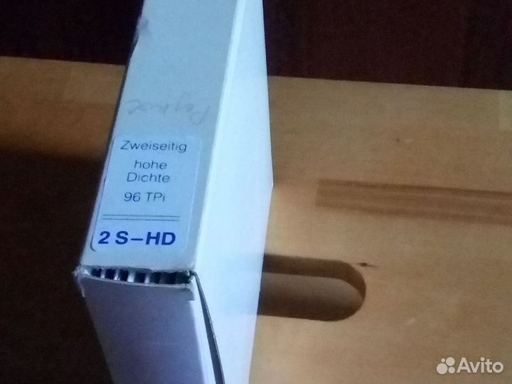 Ретро накопители информации (дискеты 5.25)