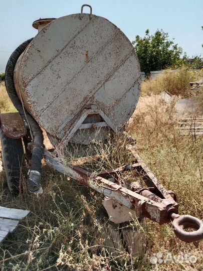 Бочка для воды на колесах