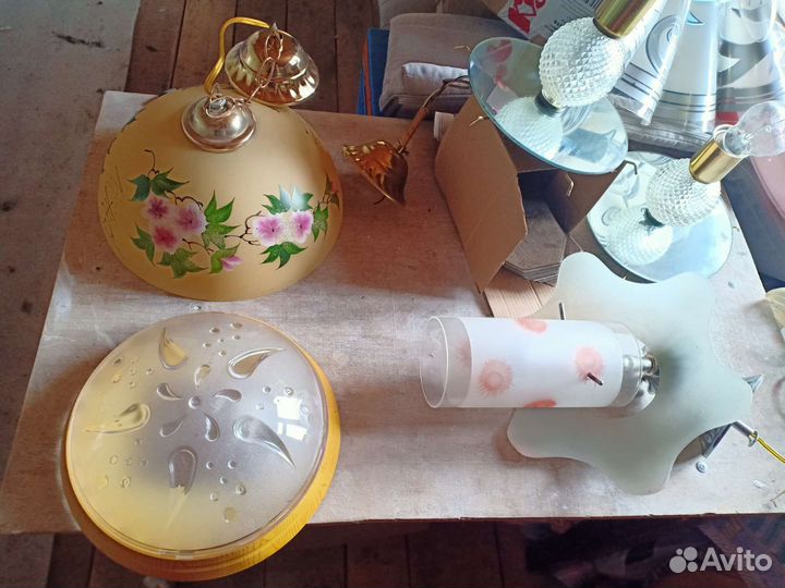 Люстры, светильники и пр