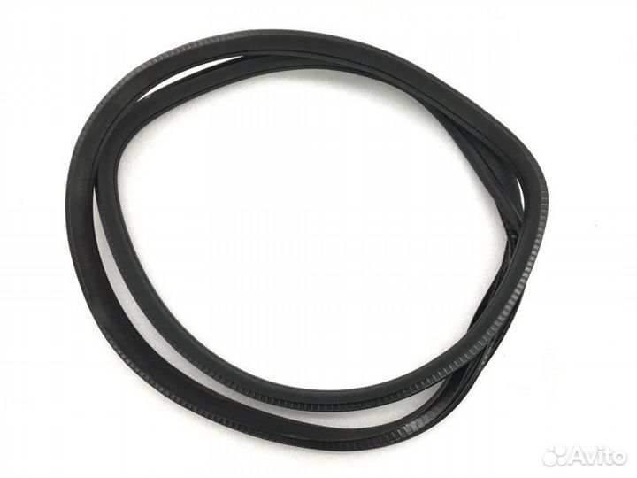 Уплотнительная резинка задняя левая Mercedes Cla